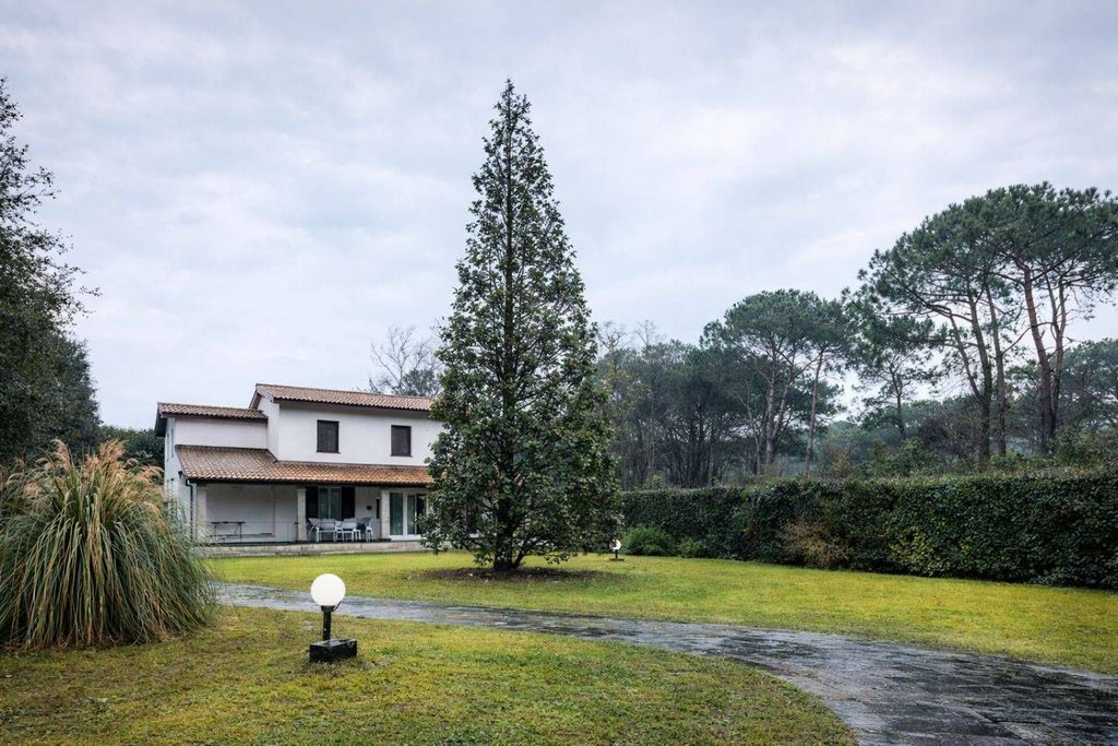 Luxury House for sale in Massa, 800 000 €, Photo 2