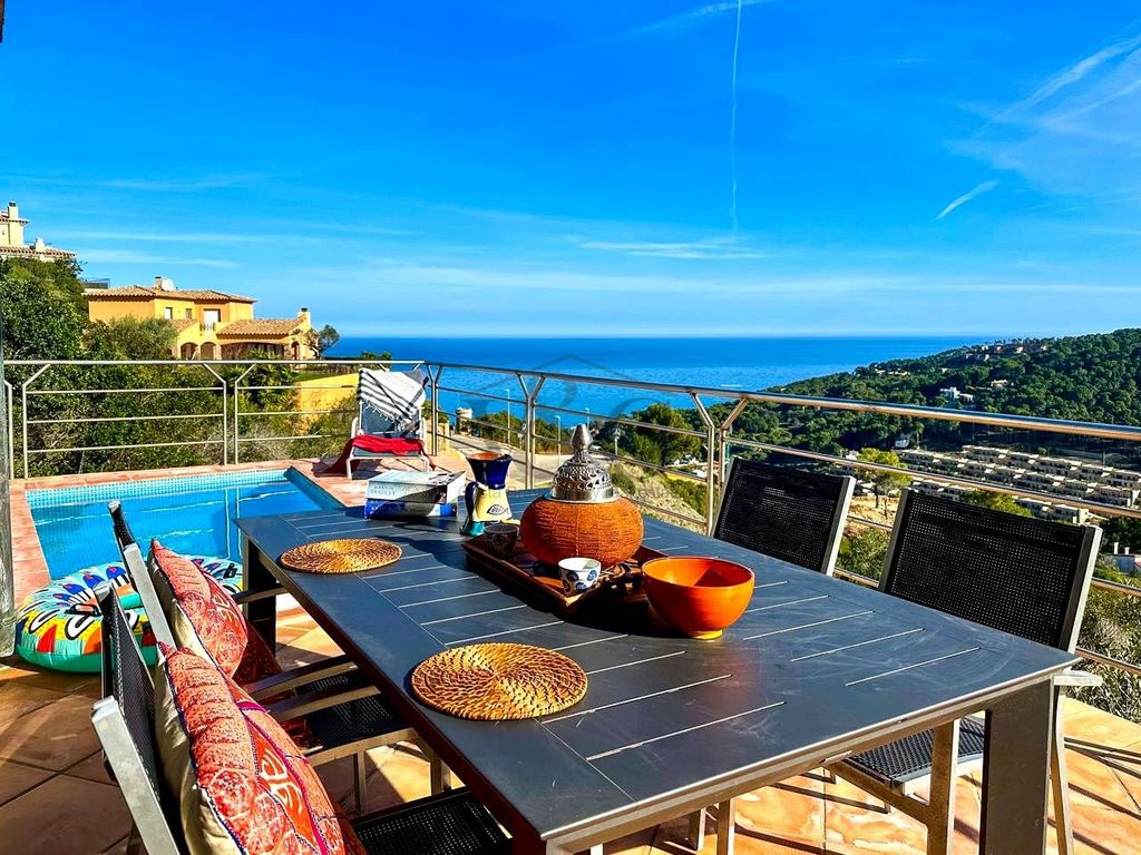 Maison de luxe à vendre à Begur, 780 000 €, Photo 1