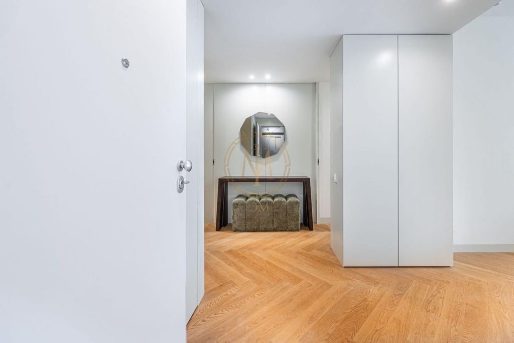 Luxury Apartment for sale in Porto, 649 000 €, Photo 1