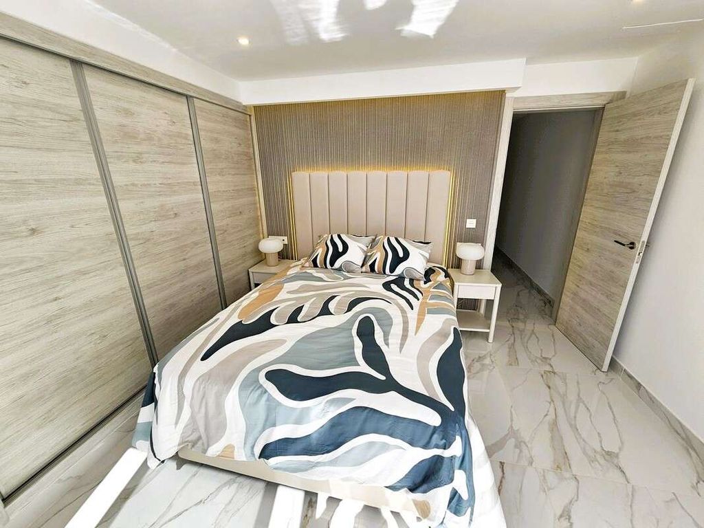 Appartement de luxe à vendre à Puerto Del Carmen, 585 000 €, Photo 5