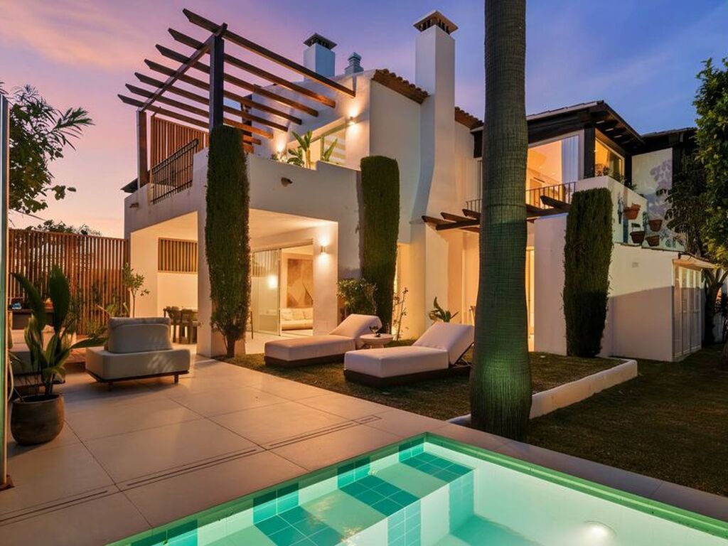 Luxury House for sale in Marbella, 2 595 000 €, Photo 2