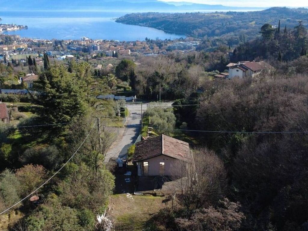 Luxury House for sale in Salò, 595 000 €, Photo 1
