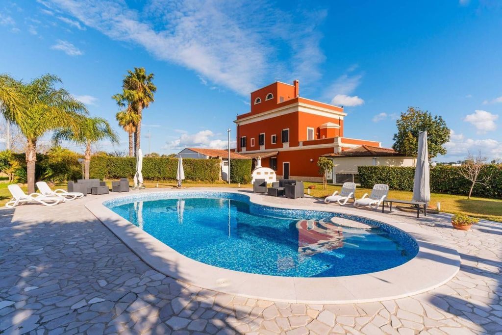 Maison de luxe à vendre à Novoli, 1 600 000 €, Photo 1