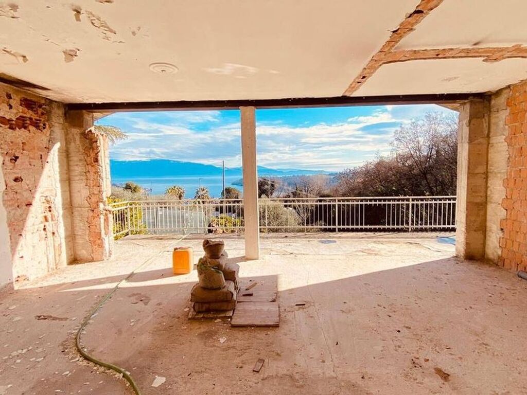 Luxury House for sale in Salò, 595 000 €, Photo 2