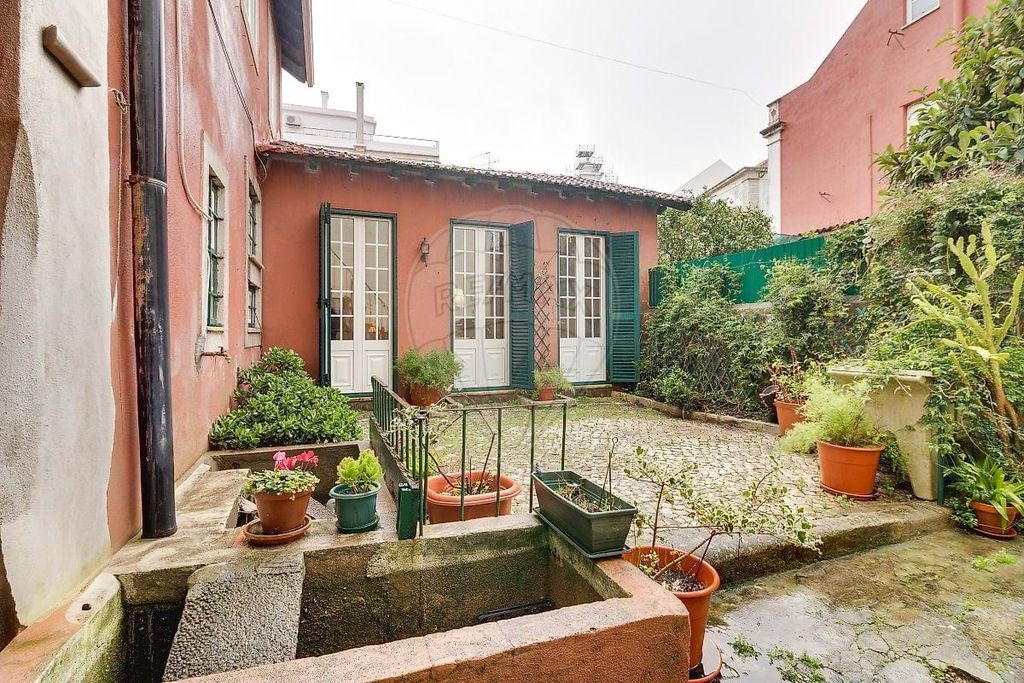 Maison de luxe à vendre à Benfica, 840 000 €, Photo 1