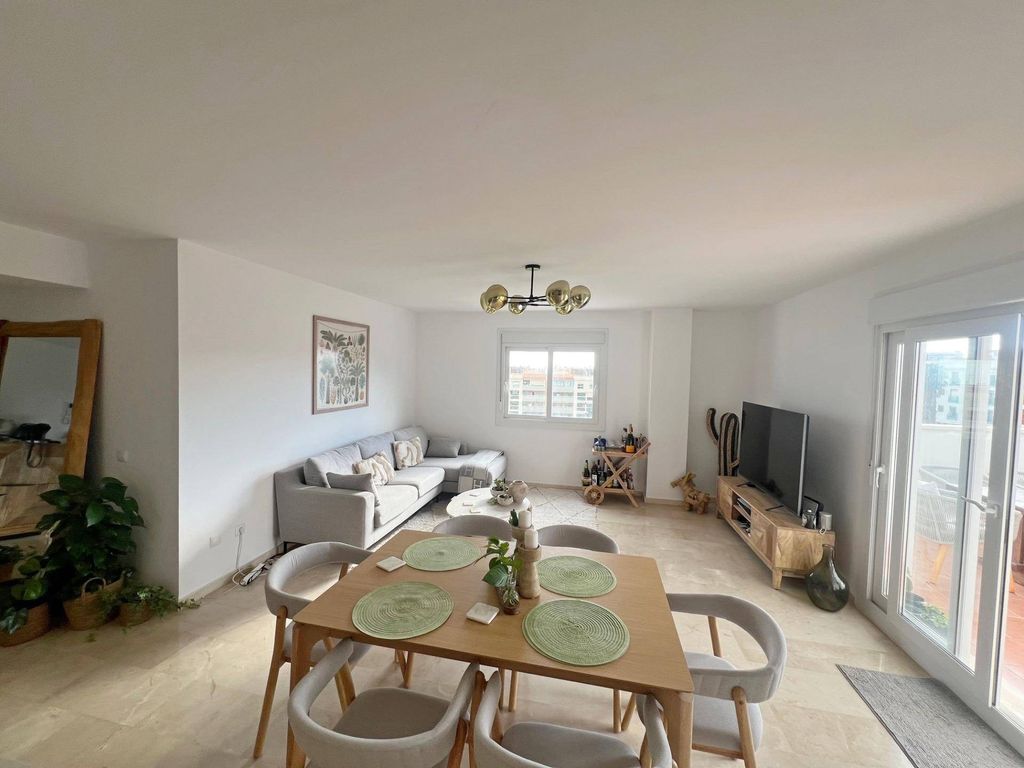 Luxury Apartment for sale in Torremolinos, 749 000 €, Photo 5
