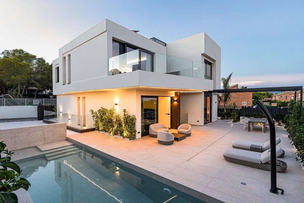 Maison de luxe à vendre à La Nucia, 1 095 000 €, Photo 1