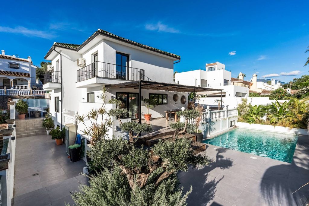 Maison de luxe à vendre à Nueva Andalucia, 1 894 000 €, Photo 2