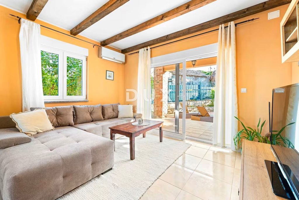 Maison de luxe à vendre à Funtana, 571 000 €, Photo 5