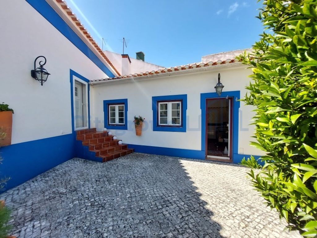 Luxury House for sale in Caldas Da Rainha, 450 000 €, Photo 1
