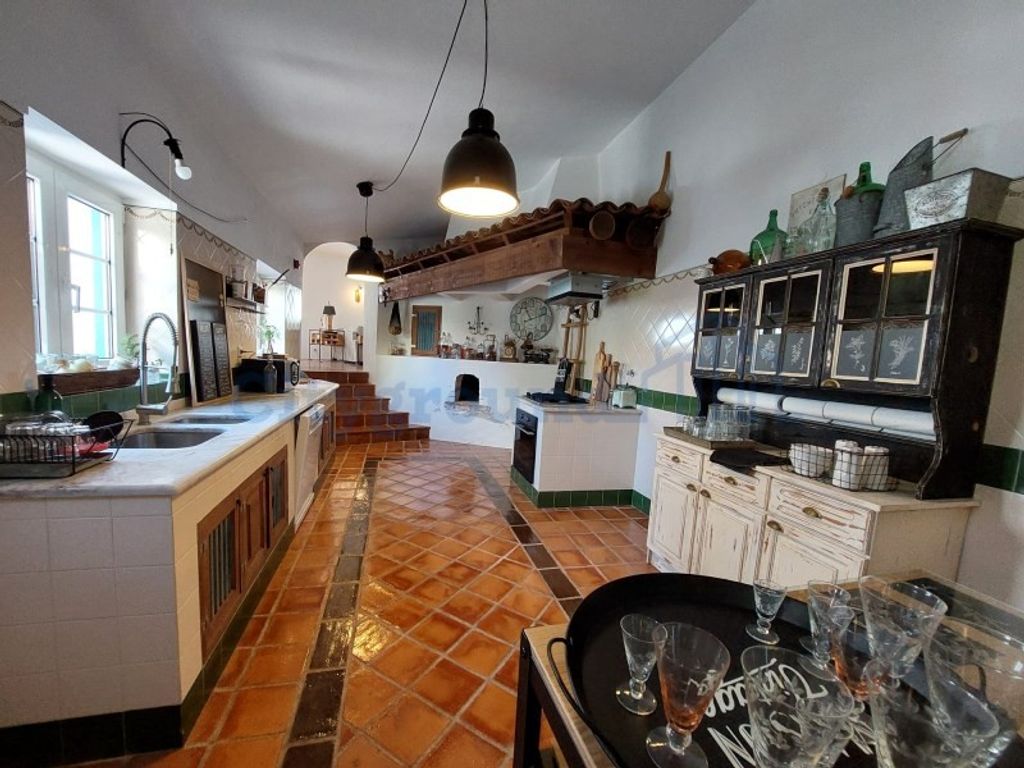 Maison de luxe à vendre à Caldas Da Rainha, 430 000 €, Photo 1
