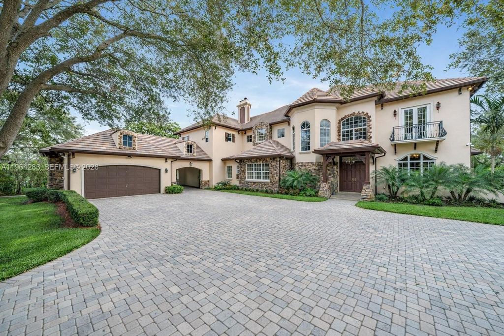 Luxury House for sale in Miami, 5 044 295 €, Photo 1