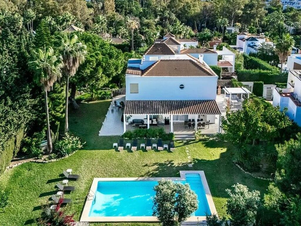 Maison de luxe à vendre à Nueva Andalucia, 2 250 000 €, Photo 1