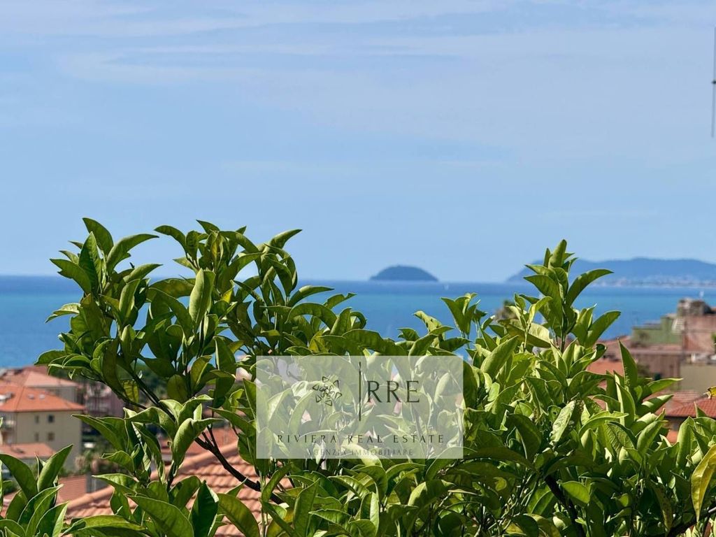 Luxury House for sale in Borgio, 750 000 €, Photo 2