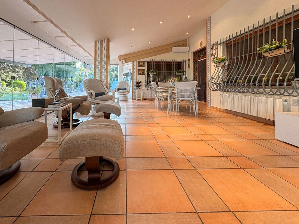 Maison de luxe à vendre à Elche, 950 000 €, Photo 4