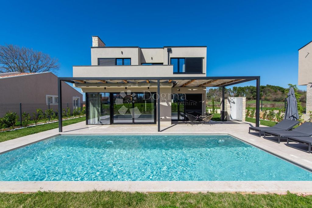 Maison de luxe à vendre à Marcana, 690 000 €, Photo 1
