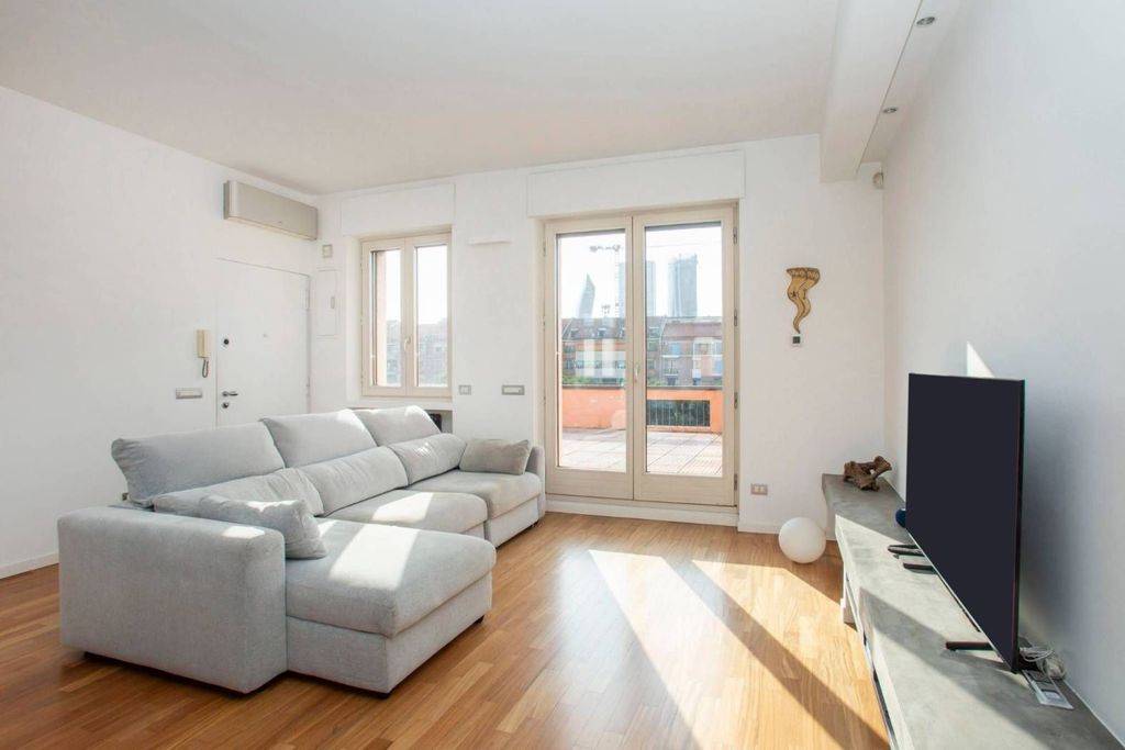 Appartement de luxe à vendre à Milan, 825 000 €, Photo 1
