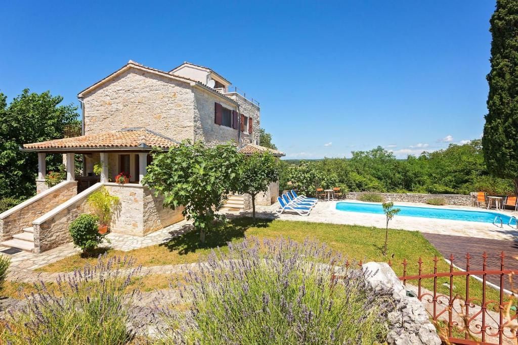 Maison de luxe à vendre à Višnjan - Visignano, 810 000 €, Photo 2