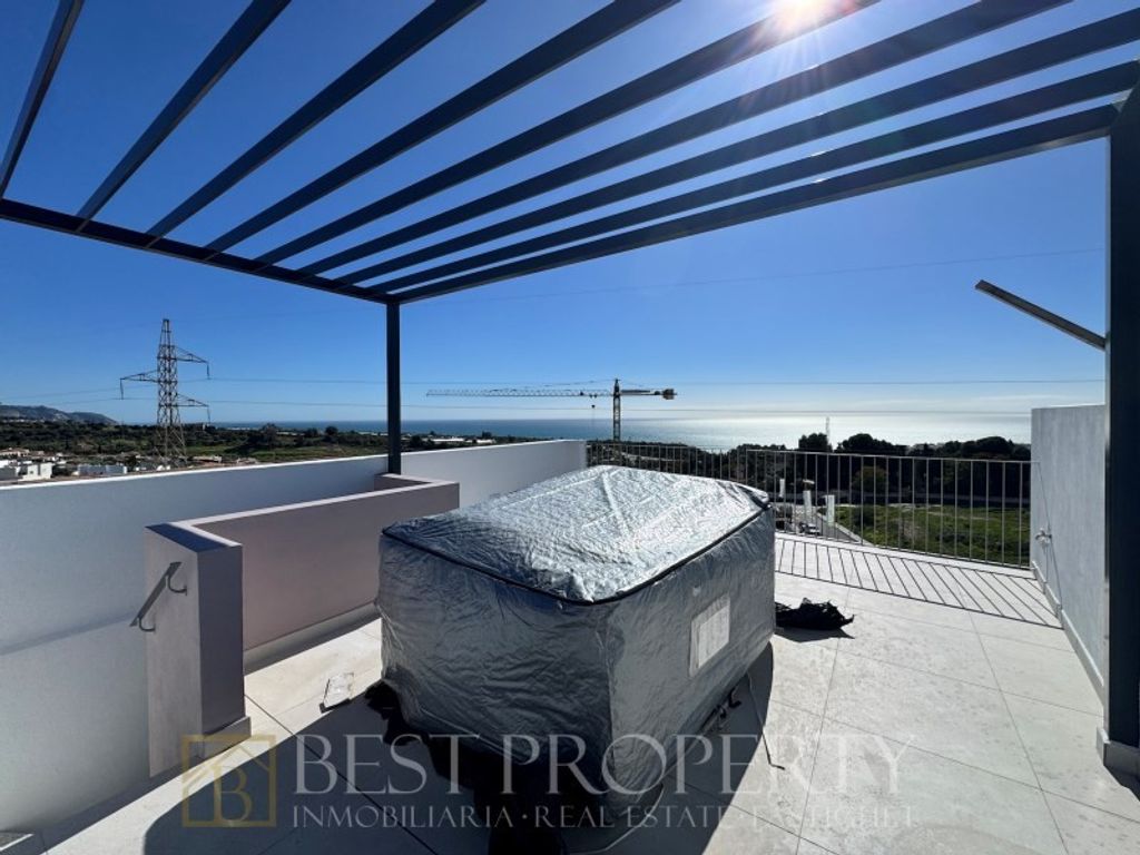 Luxury House for sale in Nerja, 585 000 €, Photo 5
