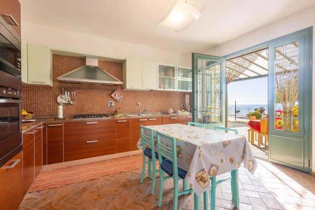 Maison de luxe à vendre à Bordighera, 1 200 000 €, Photo 6