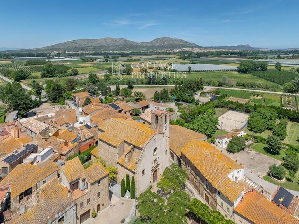Maison de luxe à vendre à Gualta, 880 000 €, Photo 2