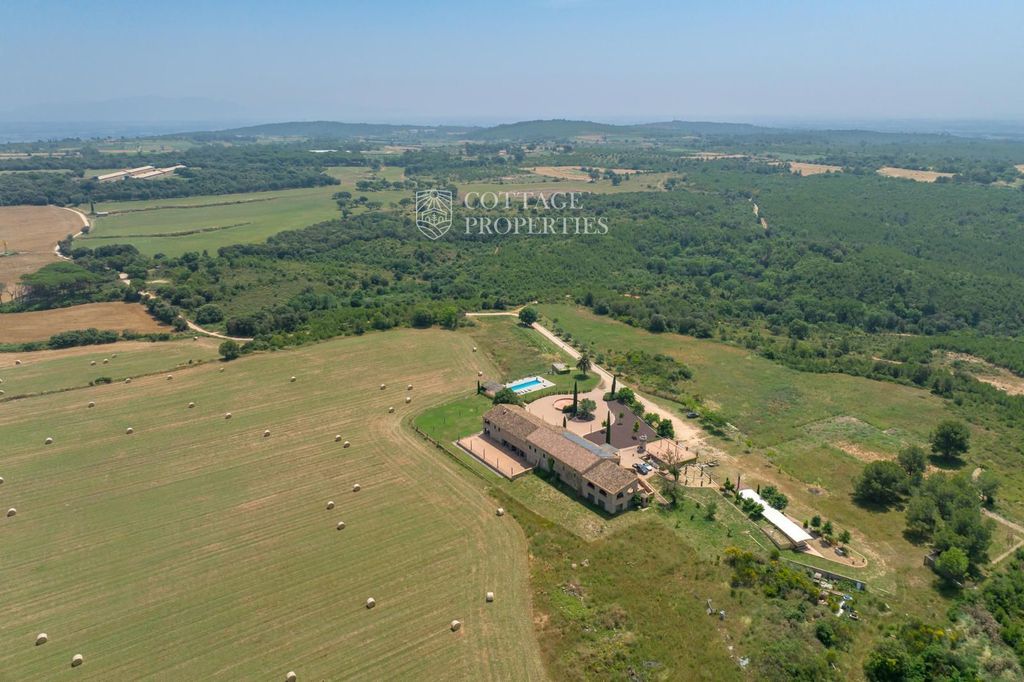 Maison de luxe à vendre à Llers, 2 200 000 €, Photo 3