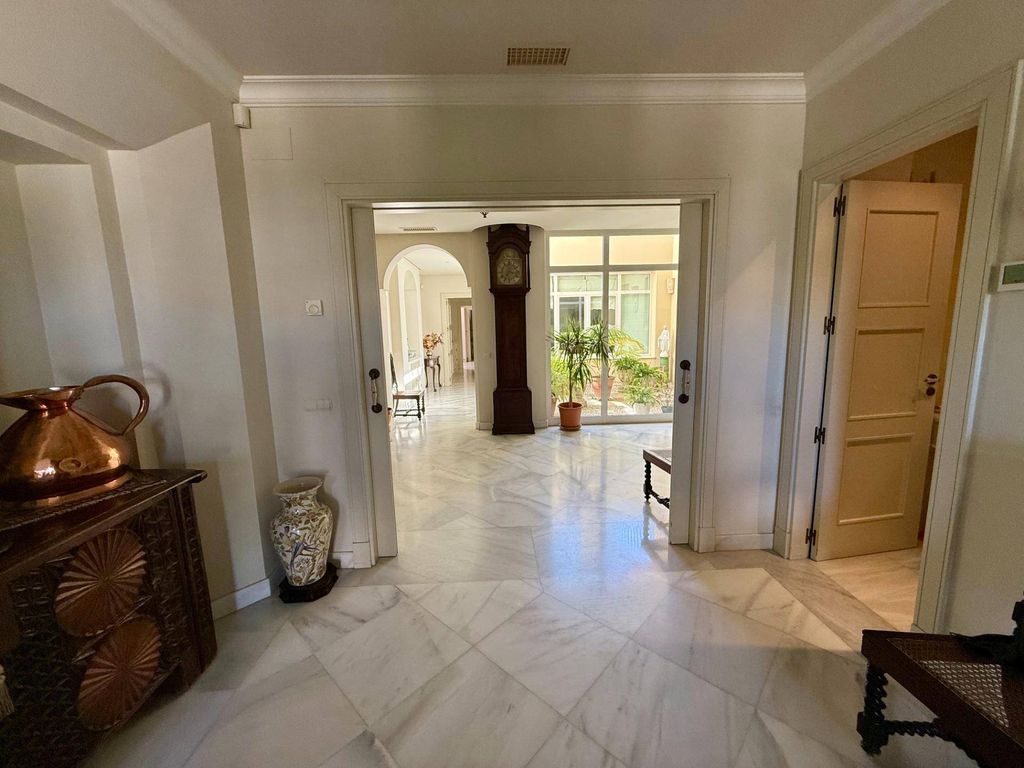 Luxury House for sale in El Puerto de Santa María, 2 850 000 €, Photo 5