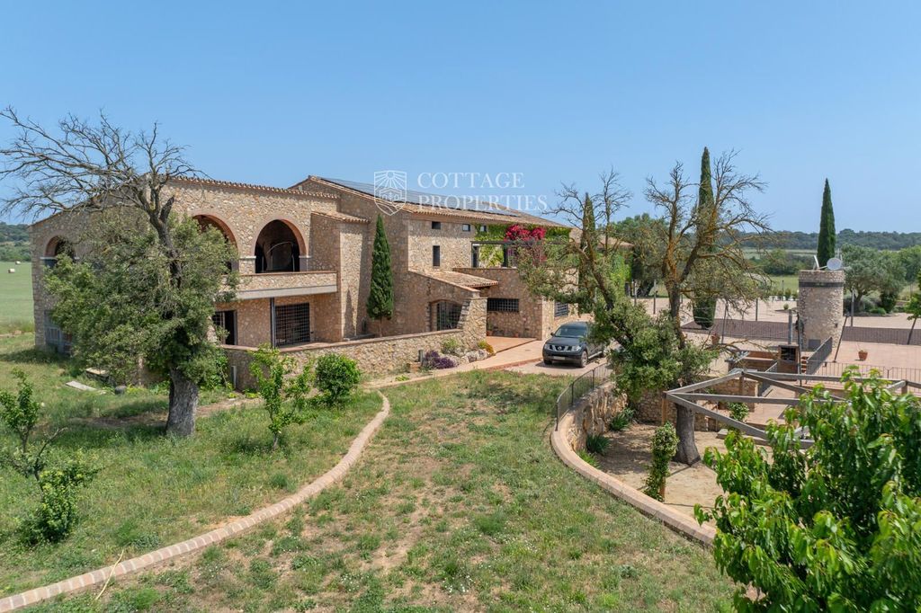 Maison de luxe à vendre à Llers, 2 200 000 €, Photo 7