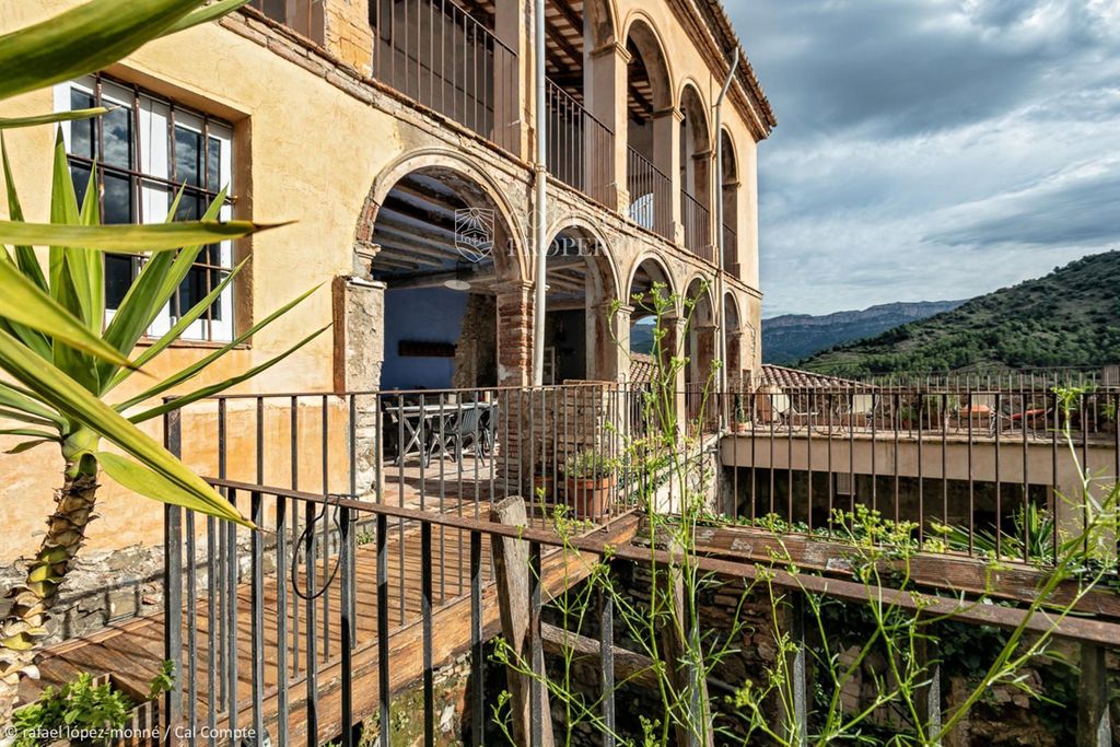 Maison de luxe à vendre à Llorenç Del Penedès, 0 €, Photo 1