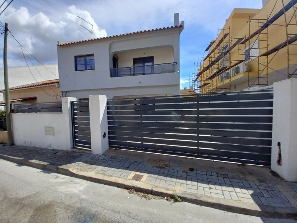 Maison de luxe à vendre à Seixal, 445 000 €, Photo 2