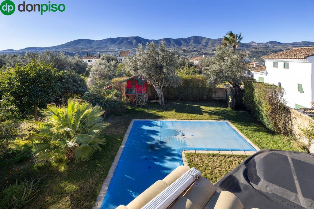 Luxury House for sale in Pinos Del Valle, 1 150 000 €, Photo 2