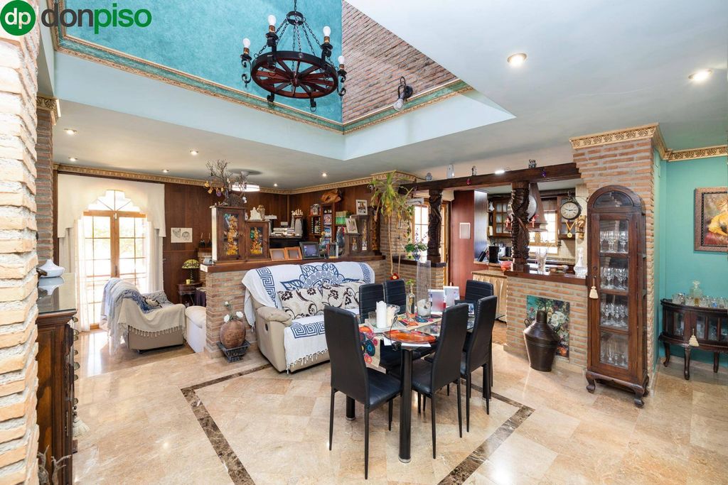 Luxury House for sale in Pinos Del Valle, 1 150 000 €, Photo 4