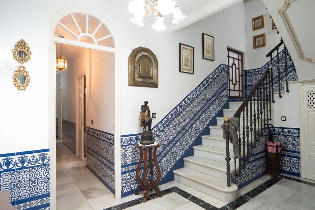 Maison de luxe à vendre à Cadiz, 450 000 €, Photo 7