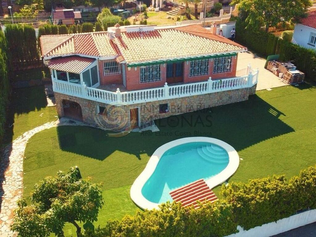 Maison de luxe à vendre à La Nucia, 636 500 €, Photo 1
