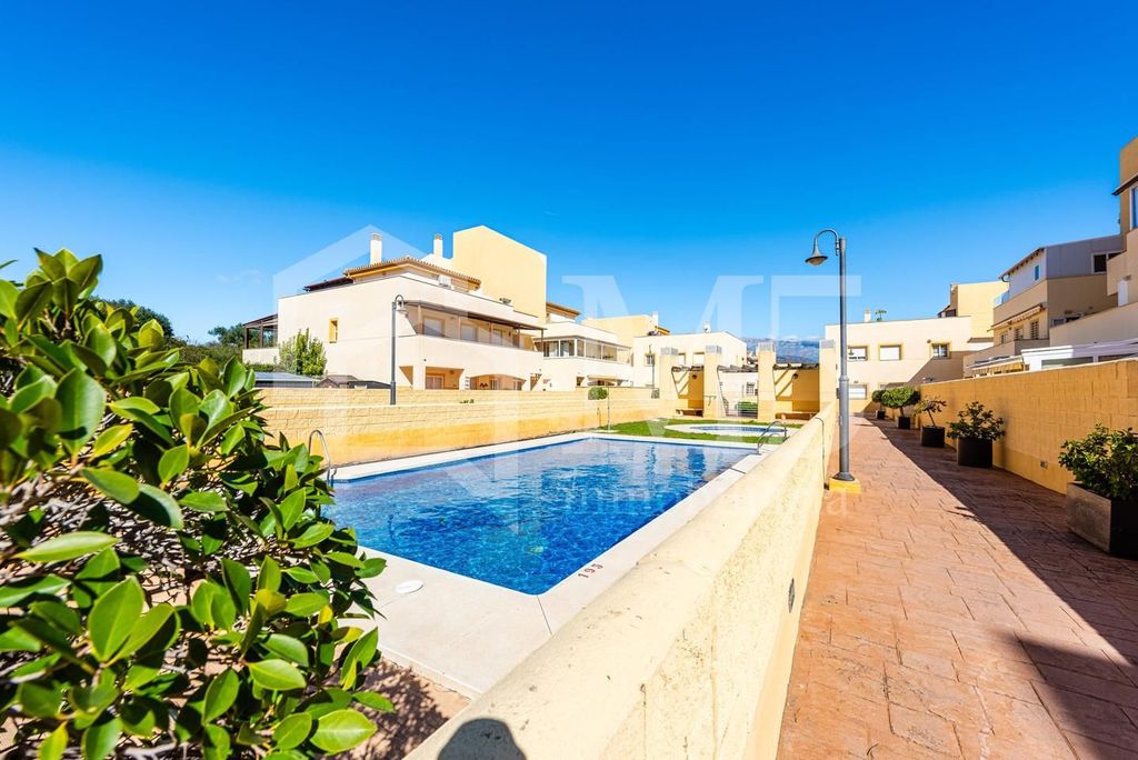 Luxury Apartment for sale in Torre Del Mar, 569 900 €, Photo 3