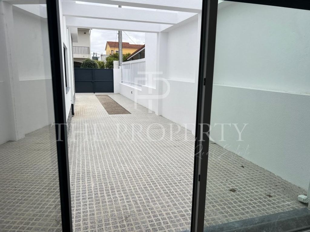 Maison de luxe à vendre à Seixal, 640 000 €, Photo 5