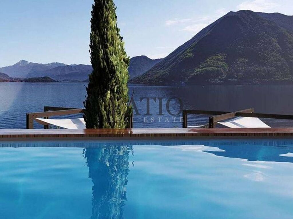 Luxury House for sale in Brienno, 3 500 000 €, Photo 1