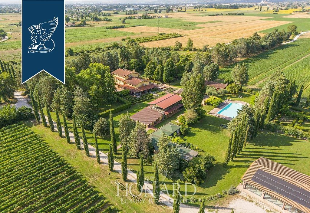 Maison de luxe à vendre à Assisi, 2 700 000 €, Photo 2