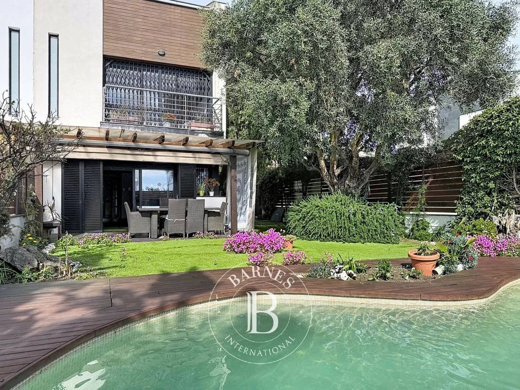 Maison de luxe à vendre à Santa Susanna, 550 000 €, Photo 3