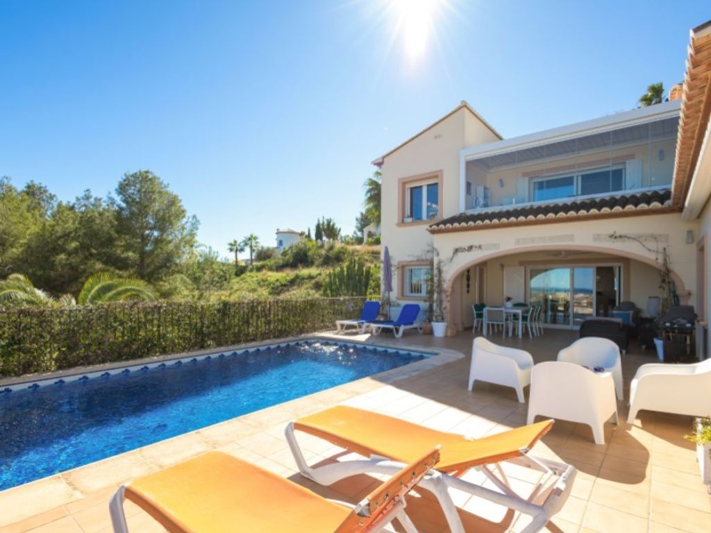 Luxury House for sale in Javea, 995 000 €, Photo 1