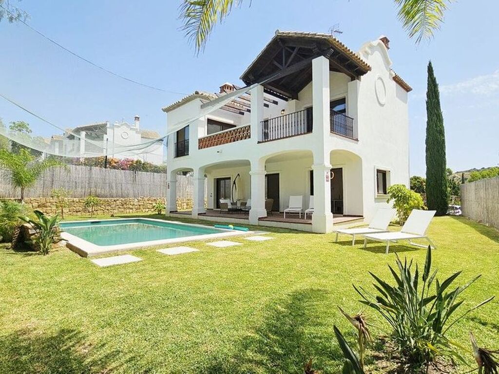 Maison de luxe à vendre à Estepona, 850 000 €, Photo 2