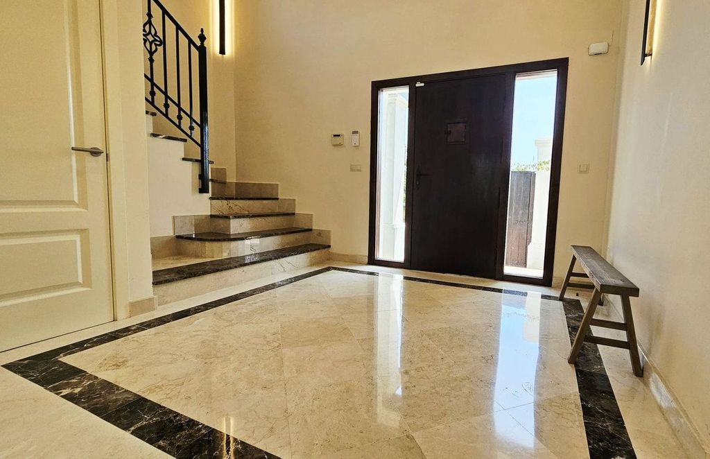 Maison de luxe à vendre à Estepona, 850 000 €, Photo 3