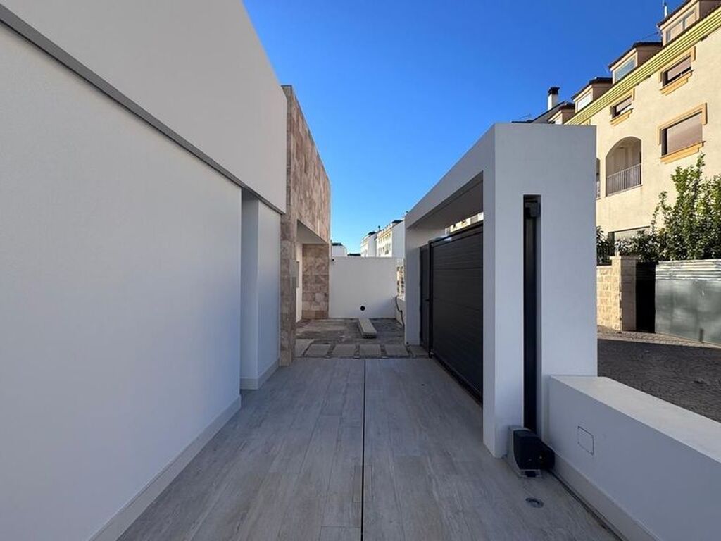 Maison de luxe à vendre à Colmenar, 749 000 €, Photo 4