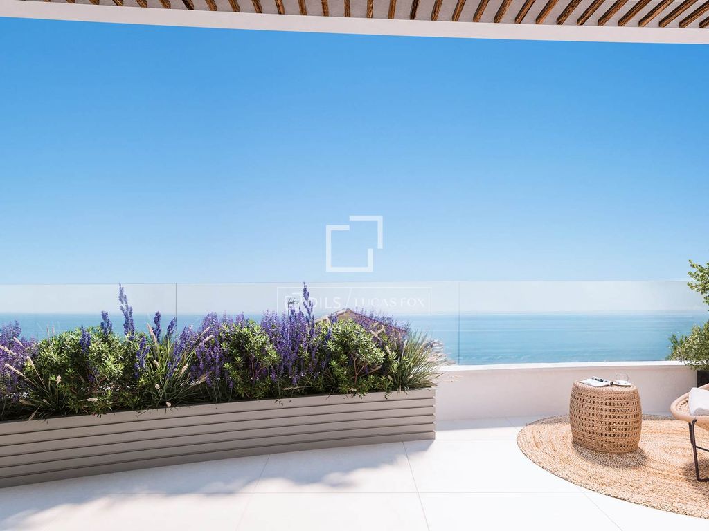 Luxury Apartment for sale in Benalmádena, 1 038 000 €, Photo 4