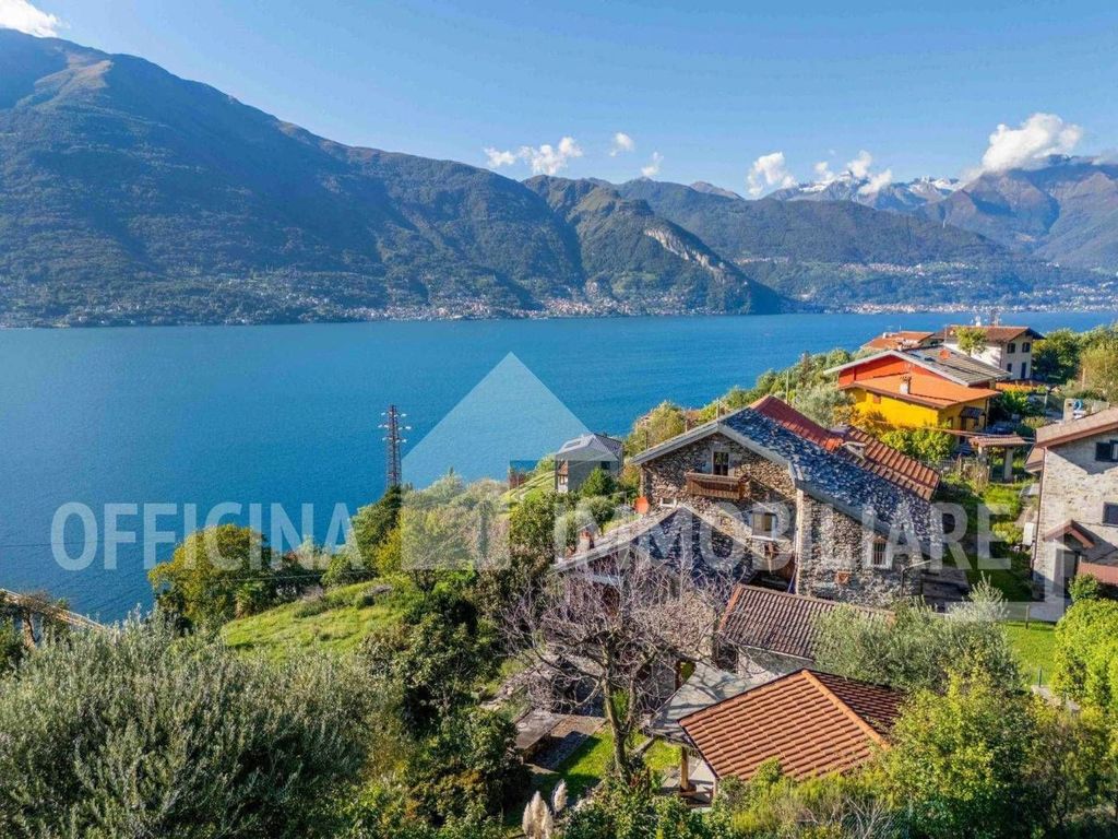 Luxury House for sale in Dervio, 590 000 €, Photo 1