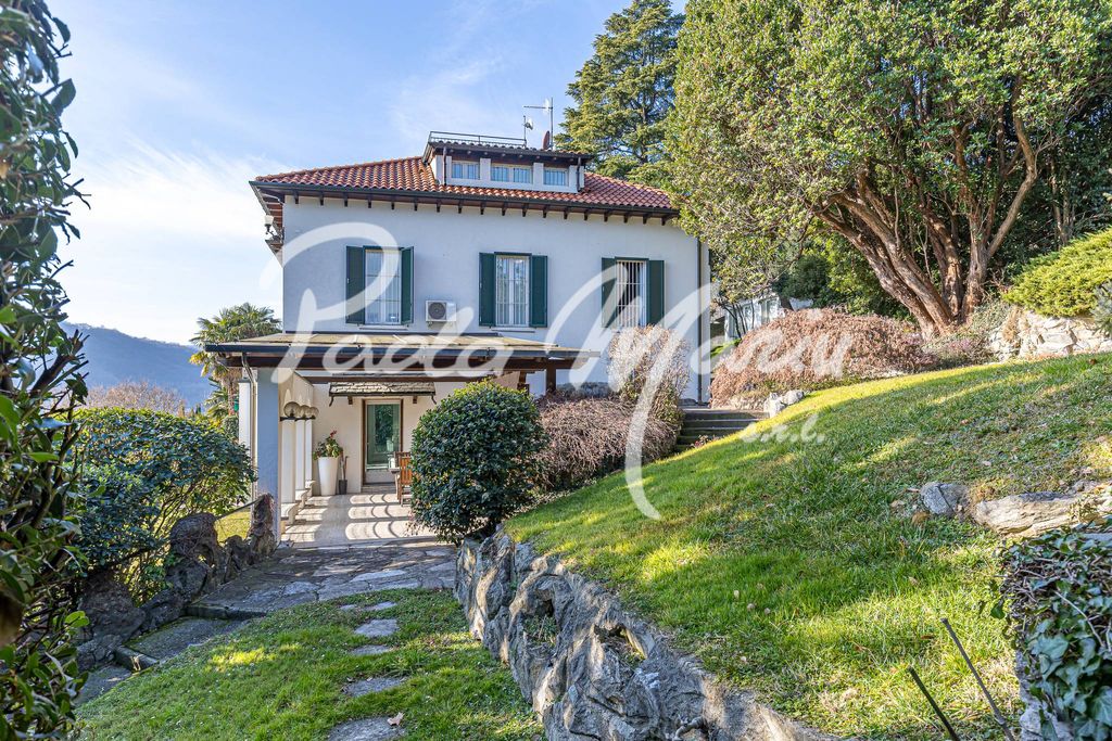 Maison de luxe à vendre à Cernobbio, 4 450 000 €, Photo 1