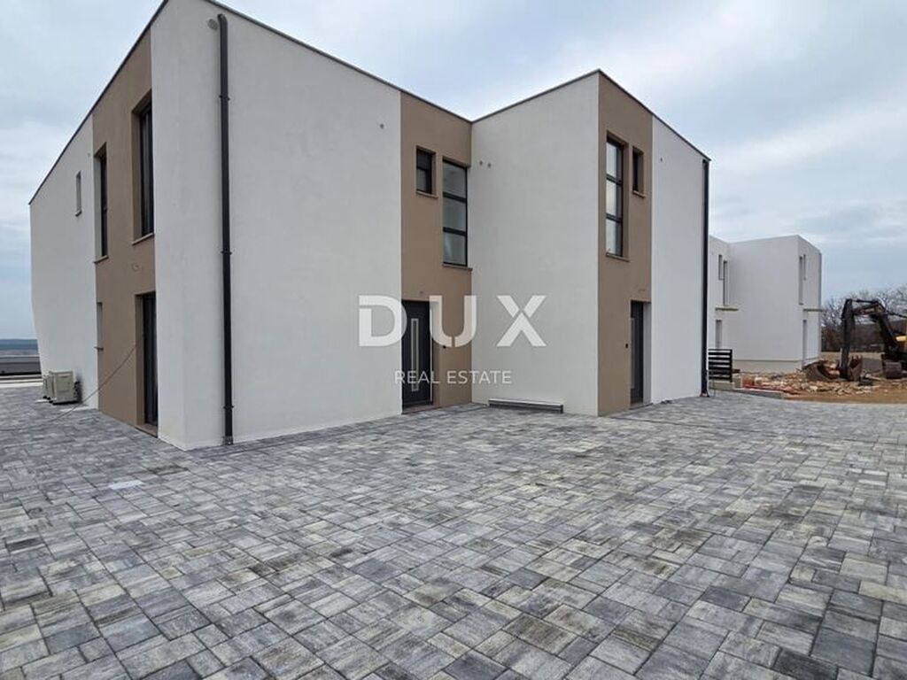 Maison de luxe à vendre à Crikvenica, 525 000 €, Photo 2