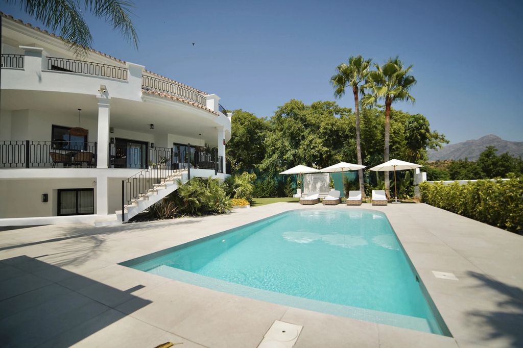 Luxury House for sale in Marbella, 2 995 000 €, Photo 2