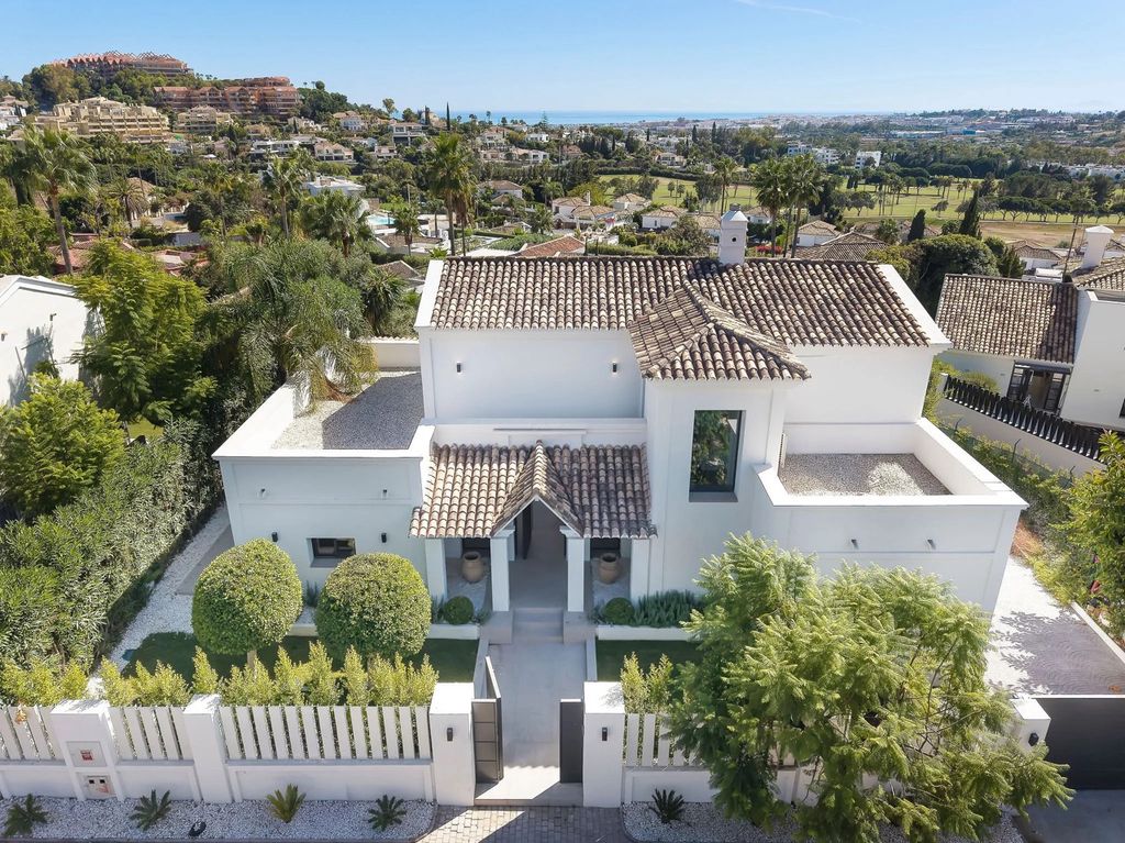 Luxury House for sale in Marbella, 4 695 000 €, Photo 2