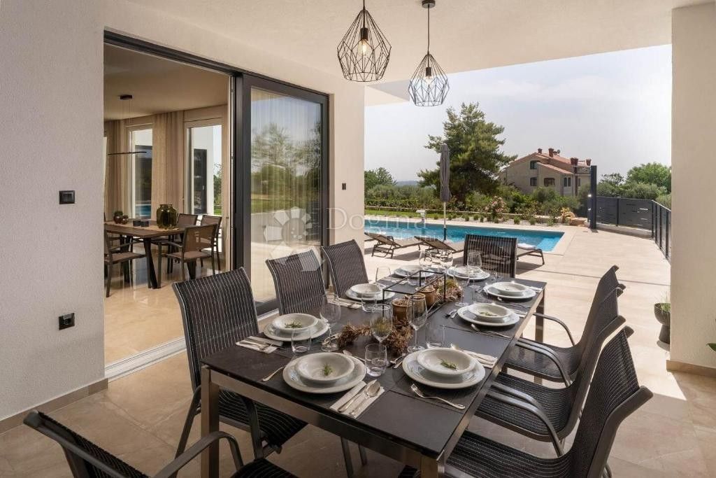 Maison de luxe à vendre à Porec, 1 250 000 €, Photo 3